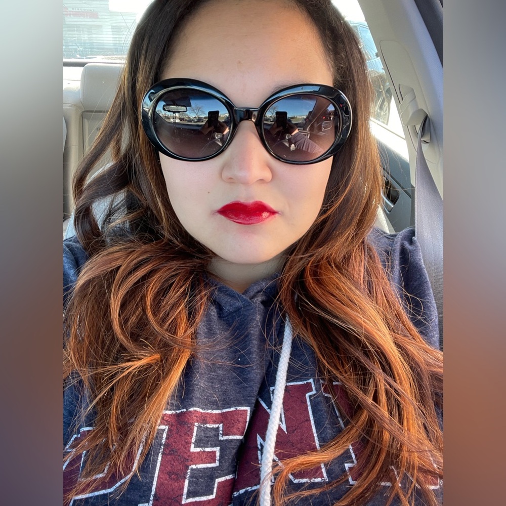 Meet your Posher, Gigi